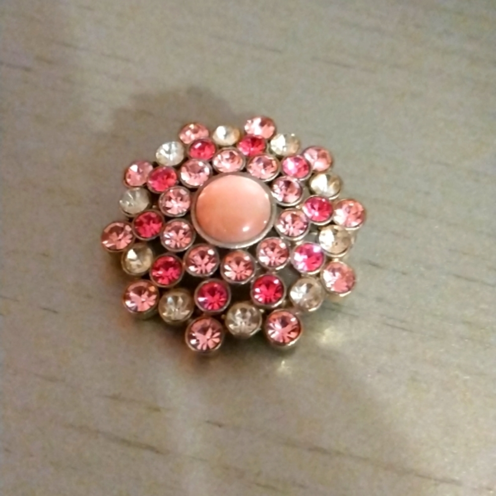 Brooch